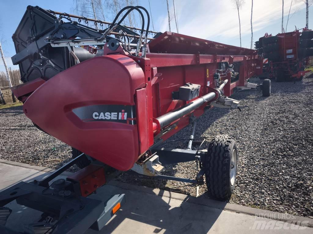 Case IH 3050 Kombajnové hlavice