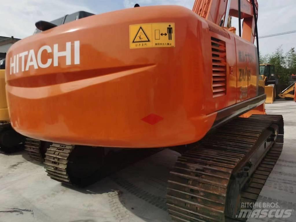 Hitachi ZX 240 Pásová rýpadla