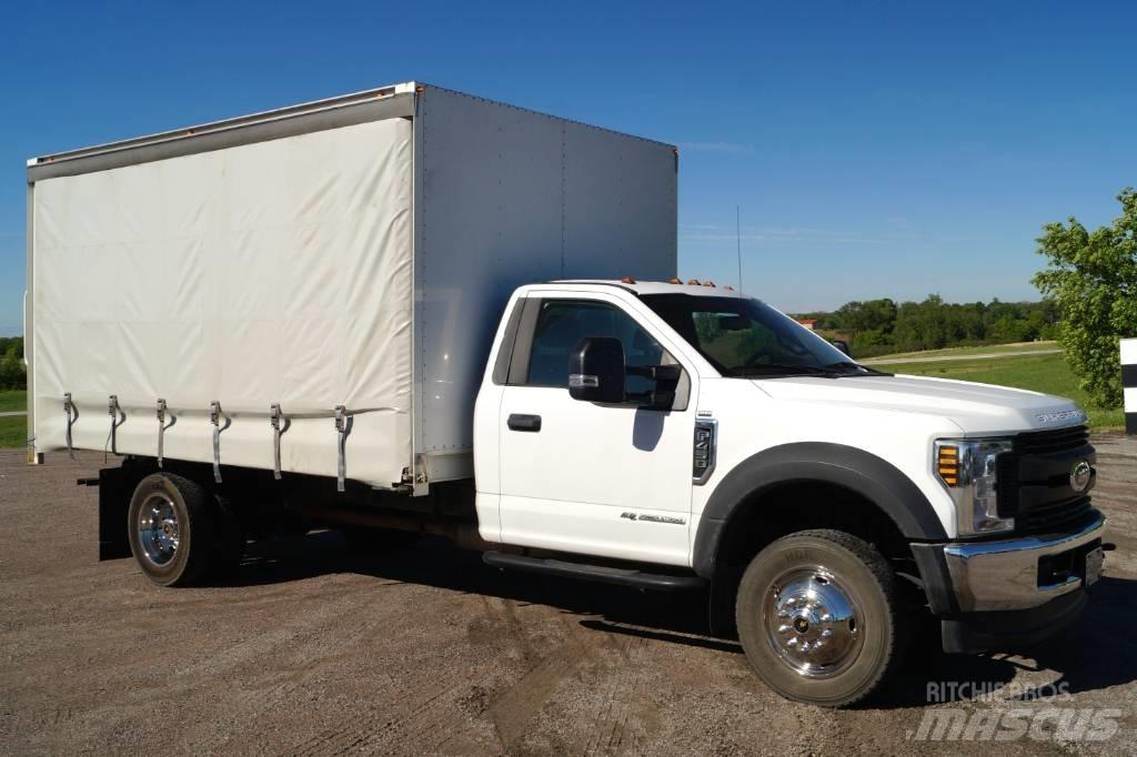 Ford F 450 XL SD Skříňová nástavba