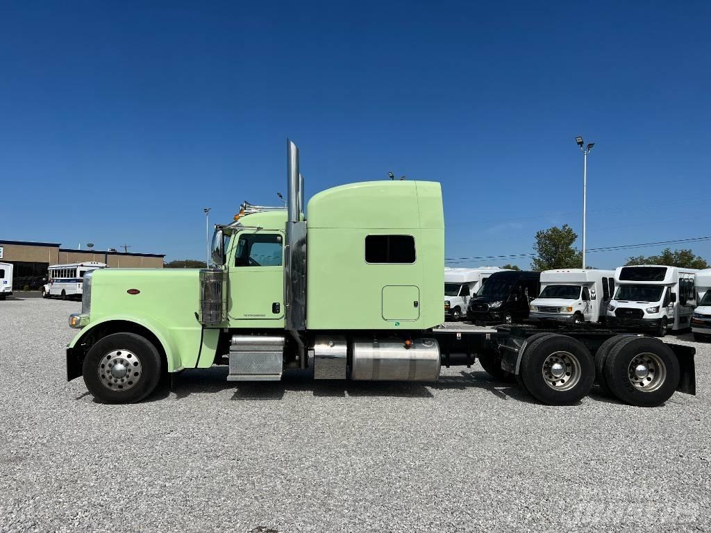 Peterbilt 389 Tahače