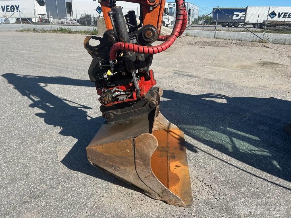 Hitachi ZX 85 US-6 Midi rýpadla 7t - 12t