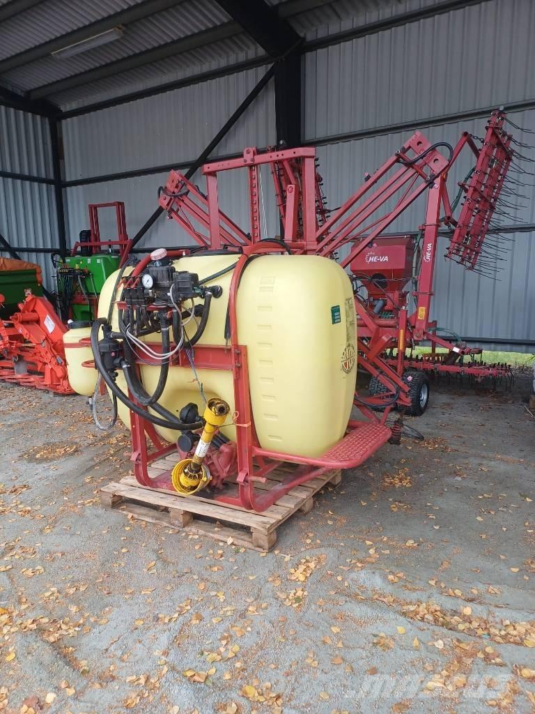 Hardi Master 850l Nesené postřikovače