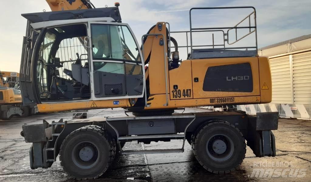 Liebherr LH 30 M Stroje pro manipulaci s odpadem