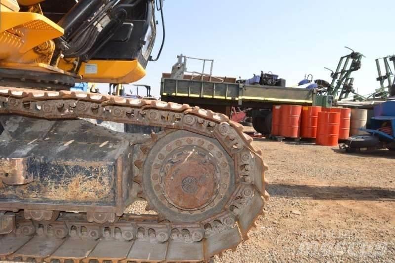 JCB JS205 Mini rýpadla < 7t