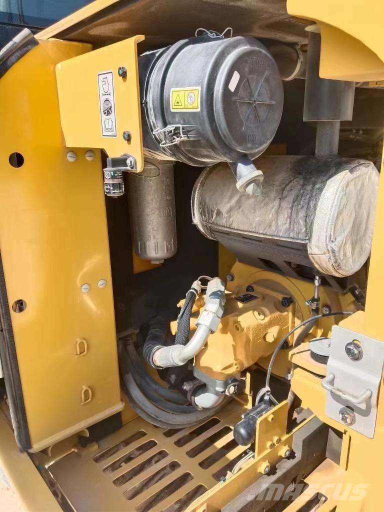 CAT 305.5 E2 Mini rýpadla < 7t