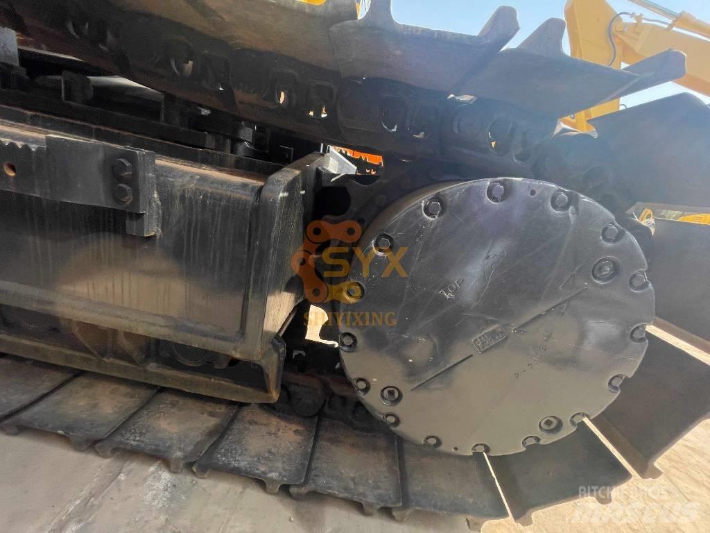 Komatsu PC 450-8 Pásová rýpadla