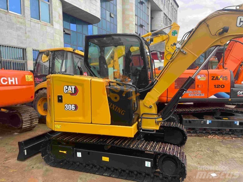 CAT 306 Mini rýpadla < 7t