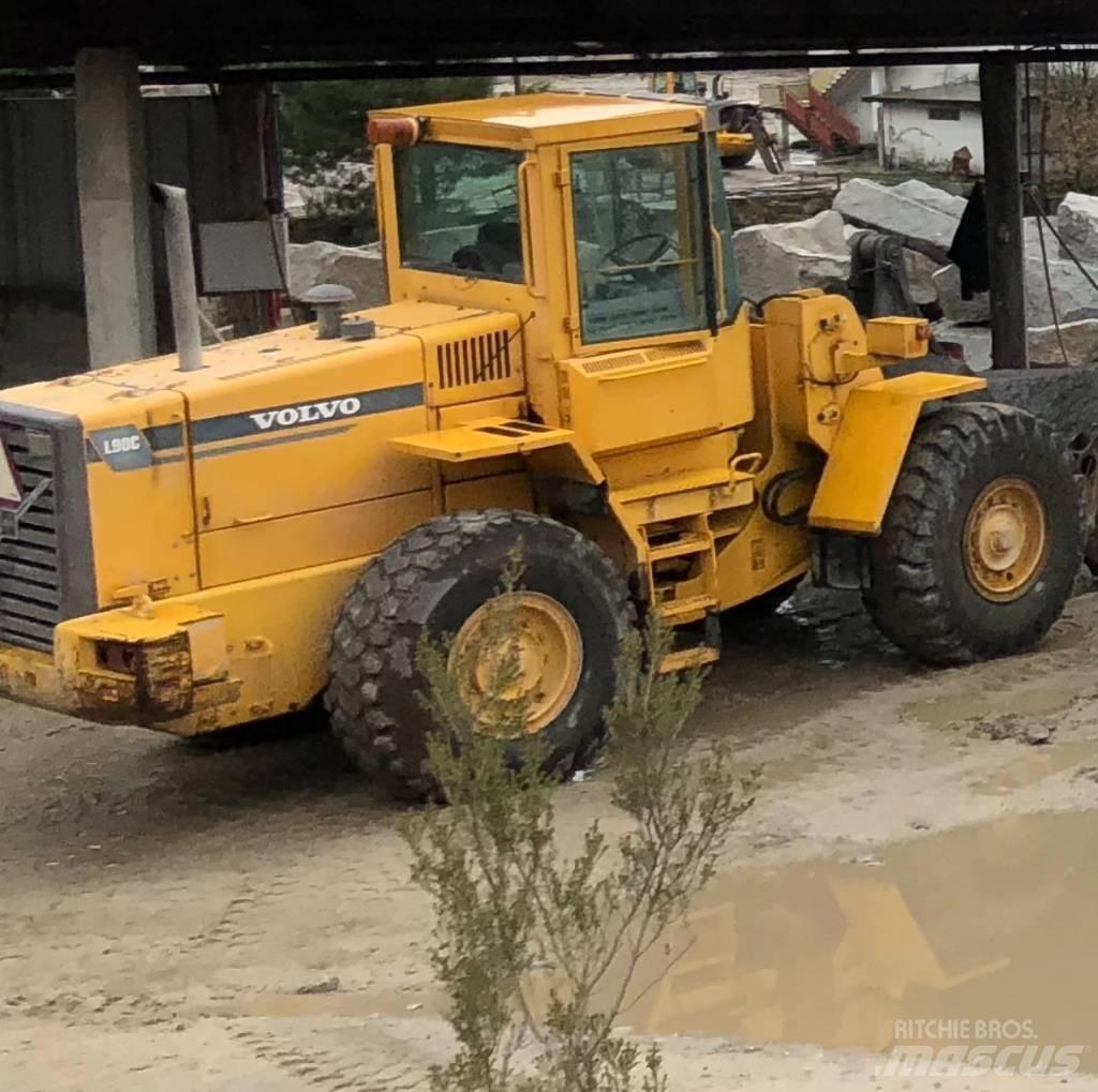 Volvo L 90 C Kolové nakladače