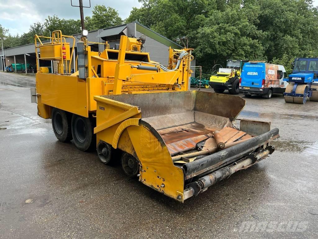Demag SF 120 P Finišery