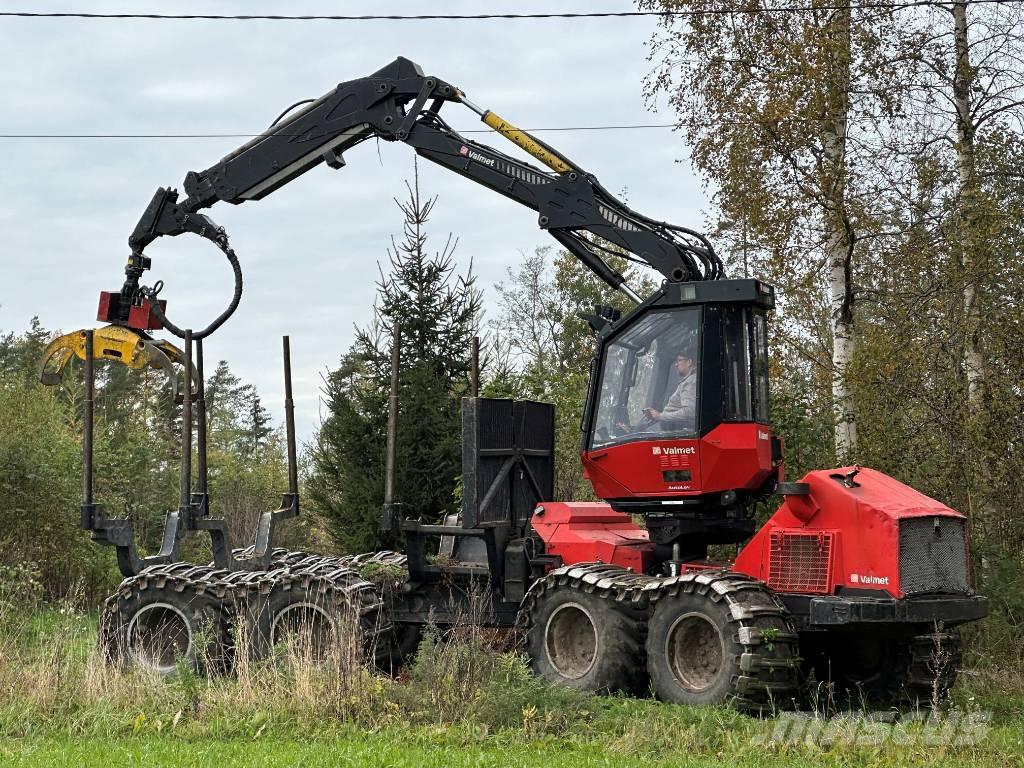 Valmet 801 Combi Kombinované stroje