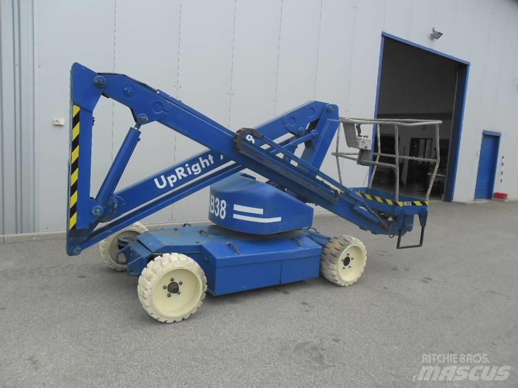 UpRight AB38N Kloubové plošiny