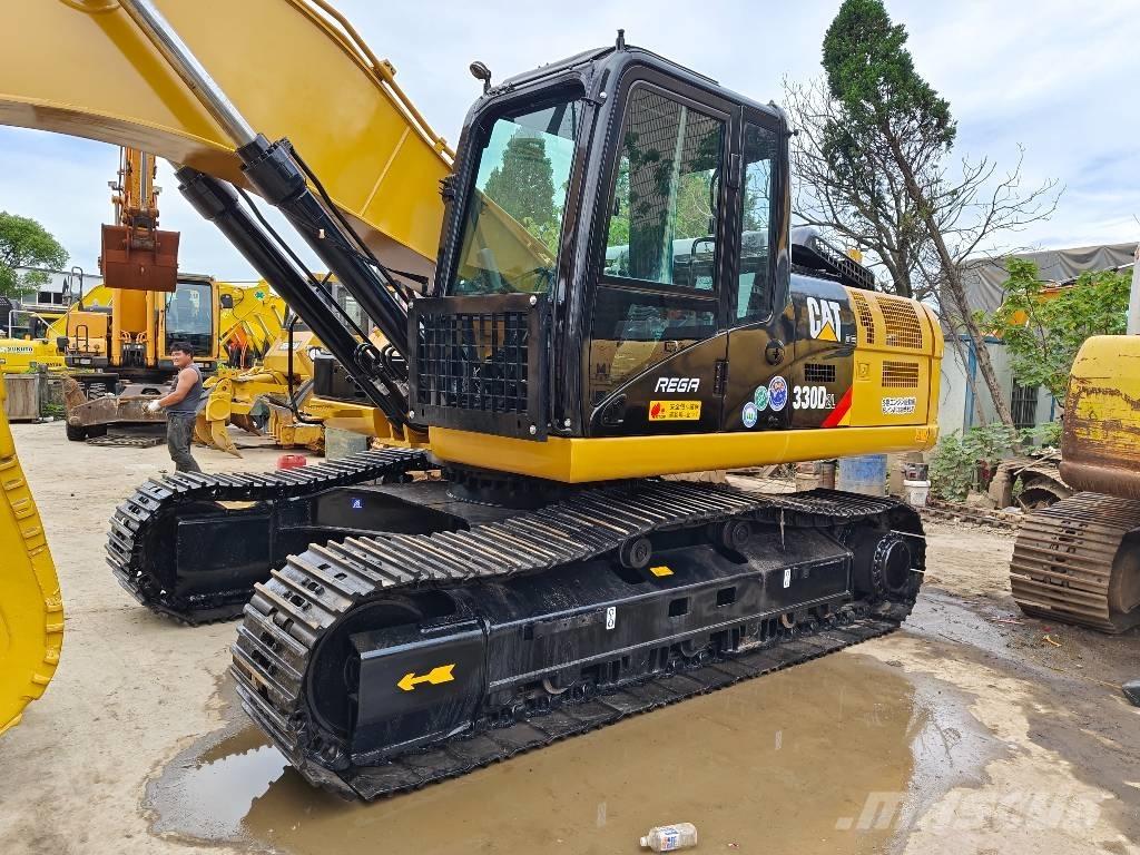 CAT 330D 2L Pásová rýpadla