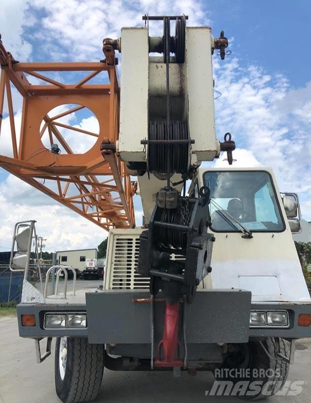 Terex T 340 Univerzální terénní jeřáby