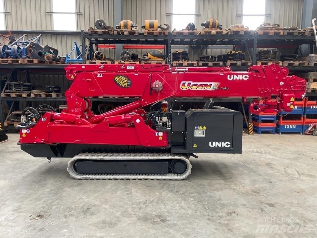 Unic URW 546 Pásové jeřáby