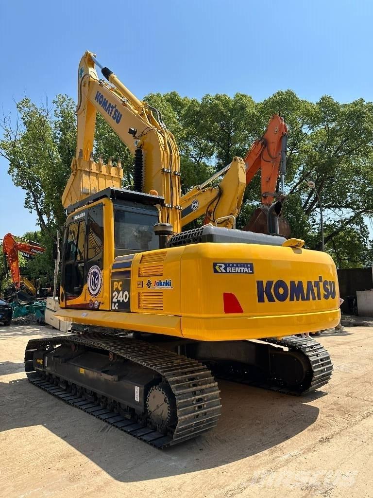 Komatsu PC 240 Pásová rýpadla