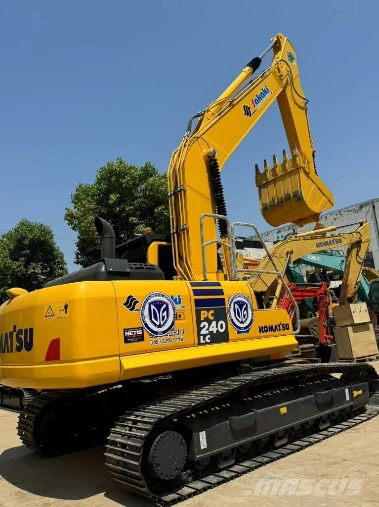 Komatsu PC 240 Pásová rýpadla