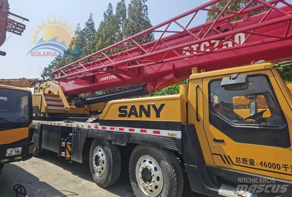Sany STC 750 Univerzální terénní jeřáby