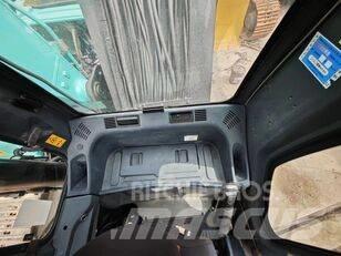 Kobelco SK 200-8 Pásová rýpadla