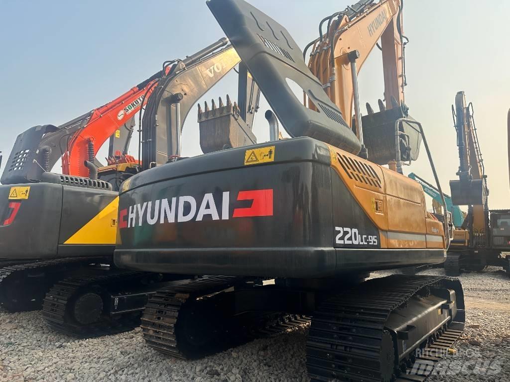 Hyundai R220LC-9S Pásová rýpadla