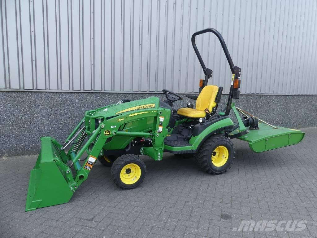 John Deere 1025 R Traktory