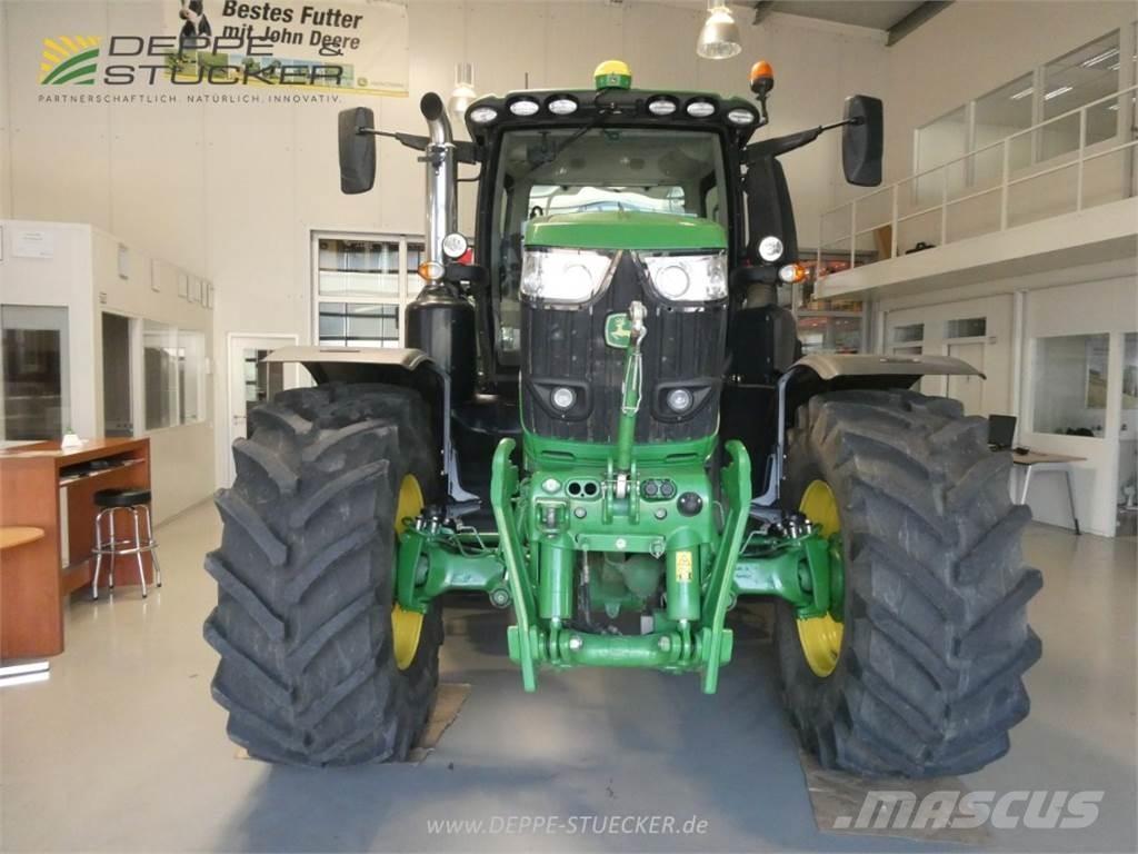 John Deere 6250R Traktory
