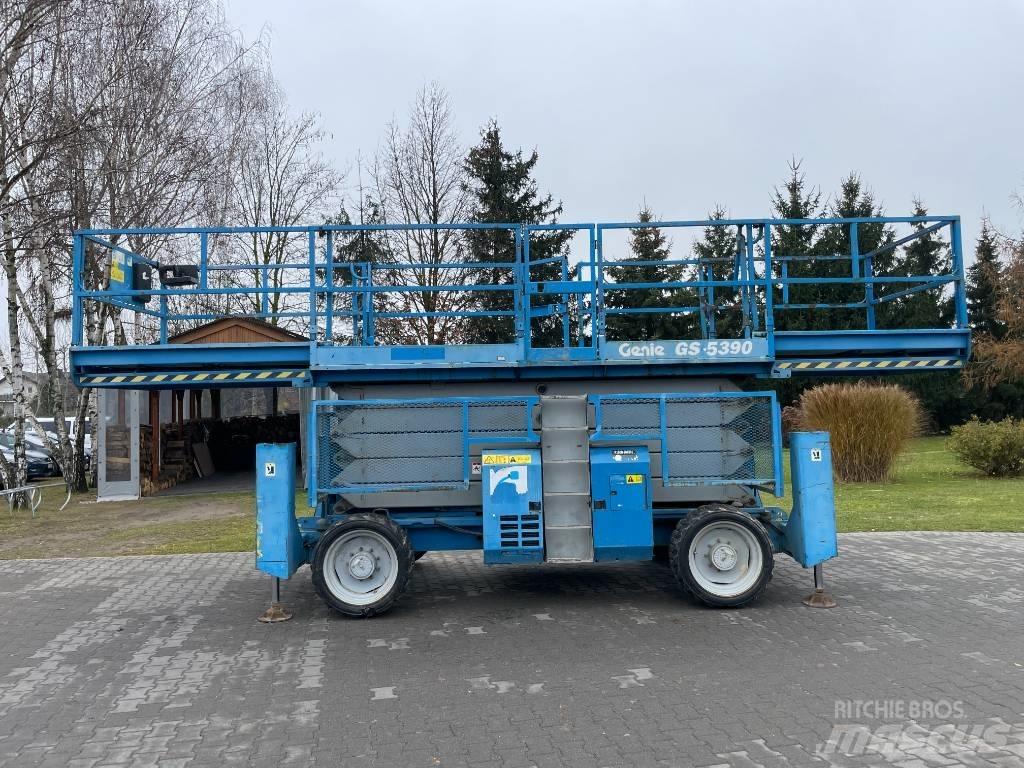 Genie GS 5390 RT Nůžková zvedací plošina