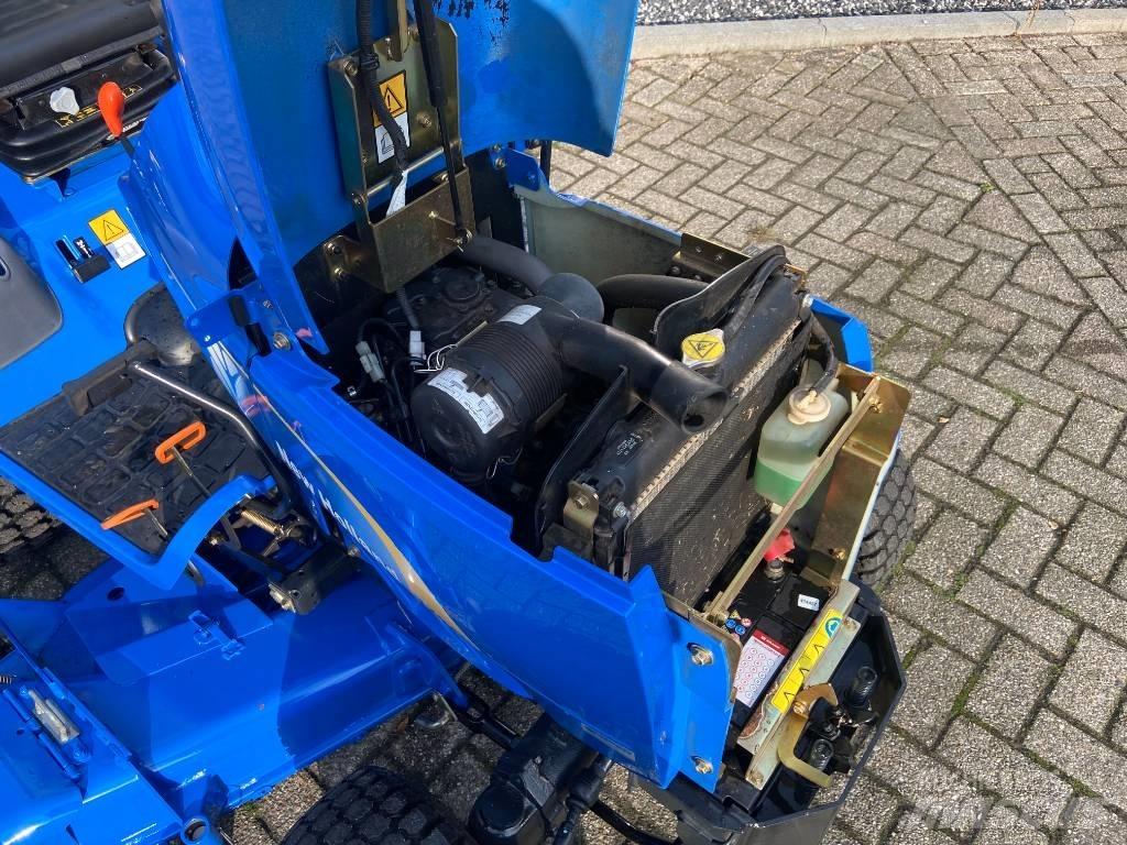 New Holland TZ 24 D Kompaktní traktory