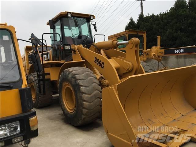 CAT 966G Kolové nakladače