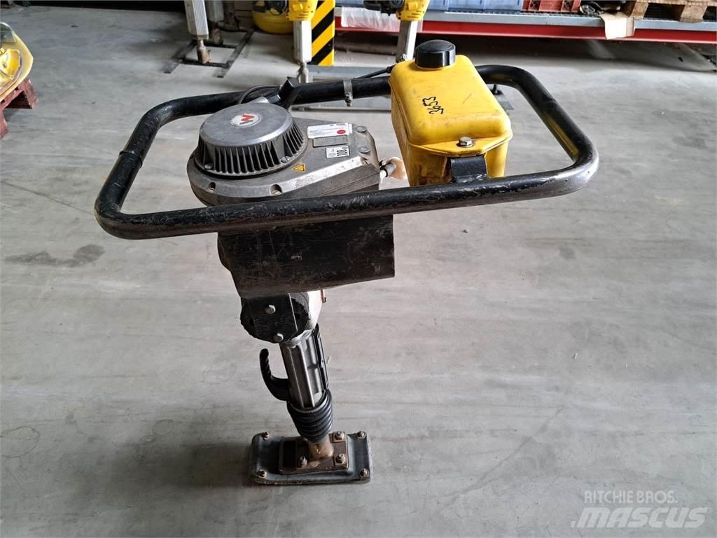 Wacker Neuson BS30 Vibrační pěchy