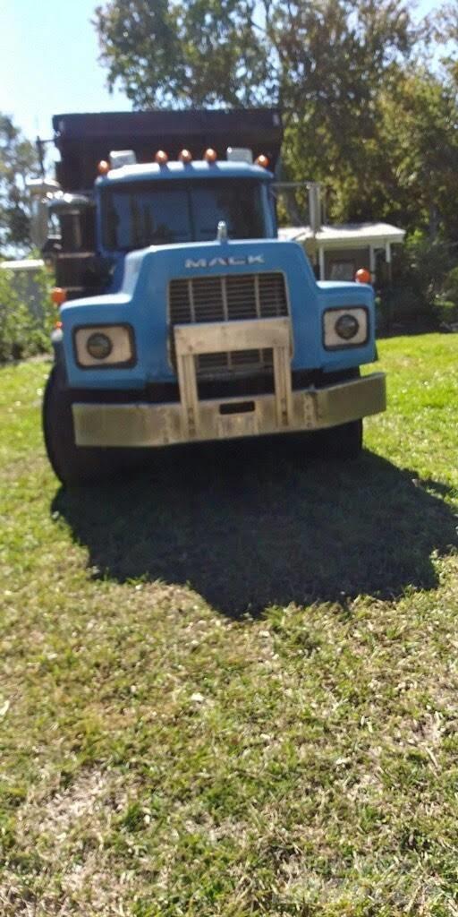 GM Mack RB Sklápěče