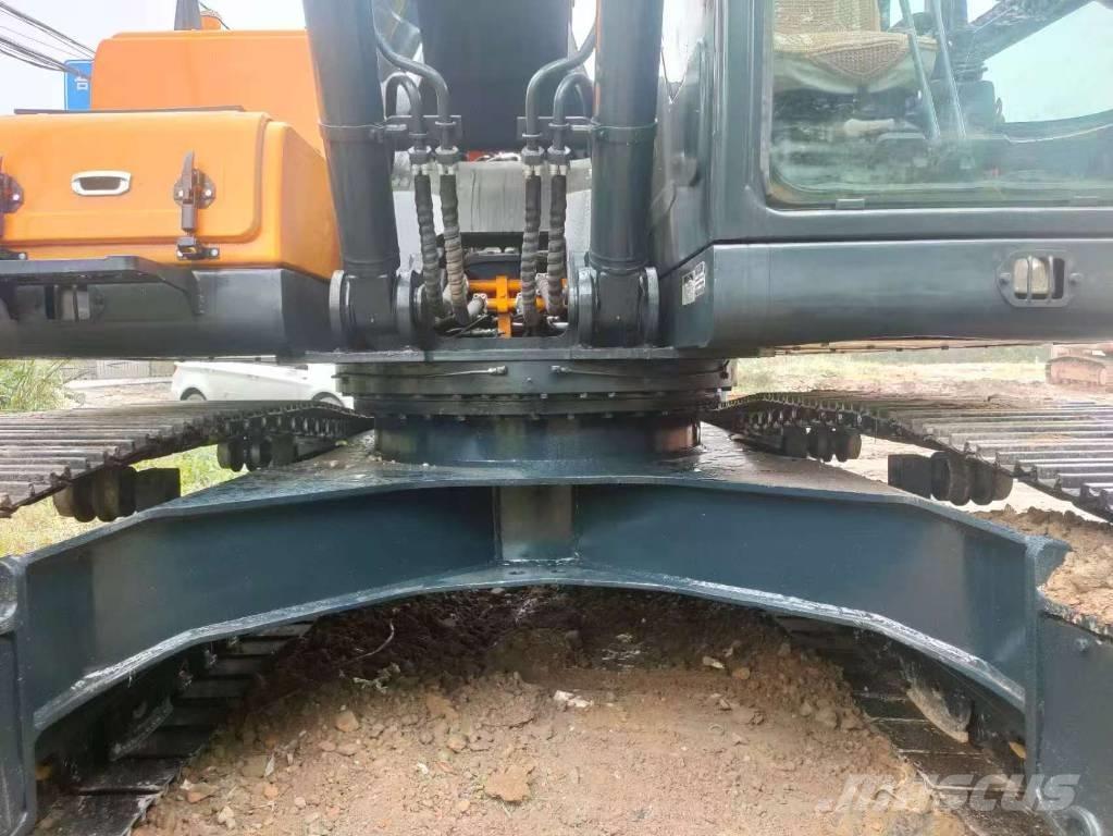 Hyundai 220LC-9S Pásová rýpadla