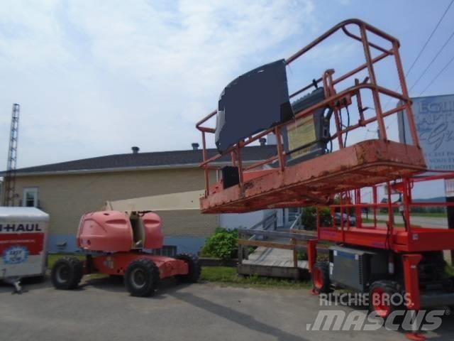 JLG 460 SJ Teleskopické plošiny