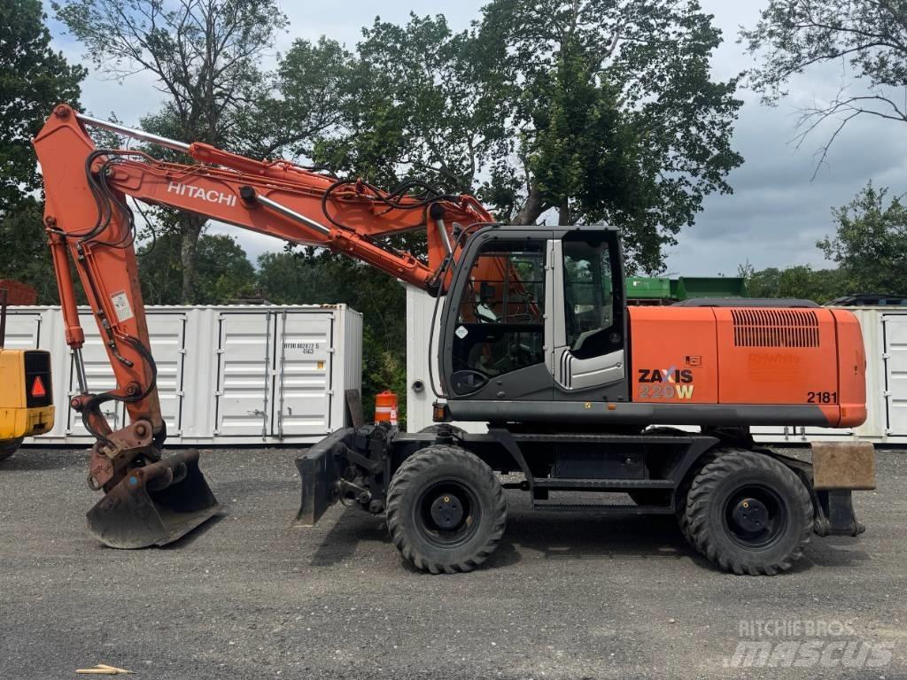 Hitachi ZX 220 W-3 Kolová rýpadla