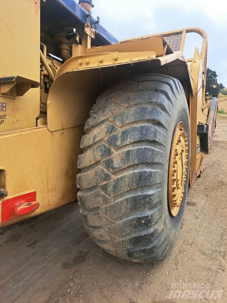 CAT 627E Skrejpry
