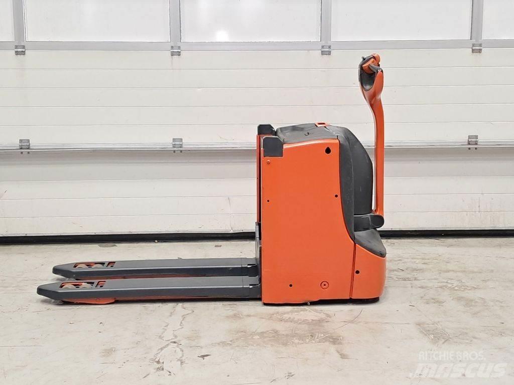 Linde T16L Ruční paletový vozík