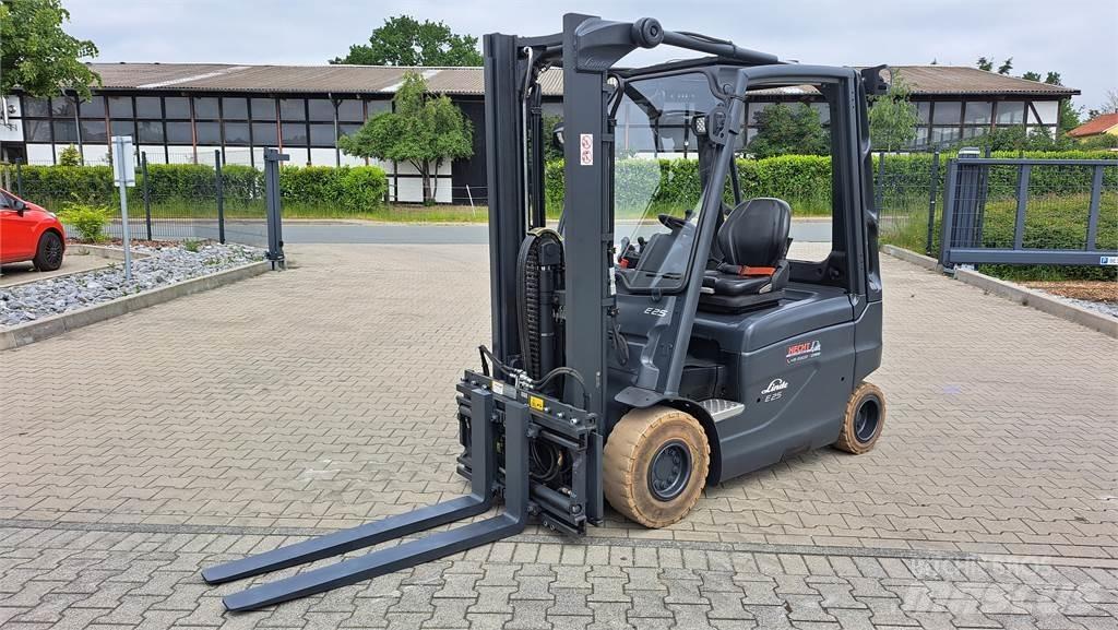 Linde E25-01 Akumulátorové vozíky