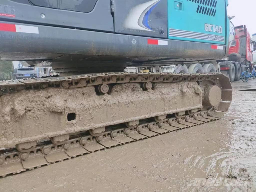 Kobelco SK 140 Midi rýpadla 7t - 12t