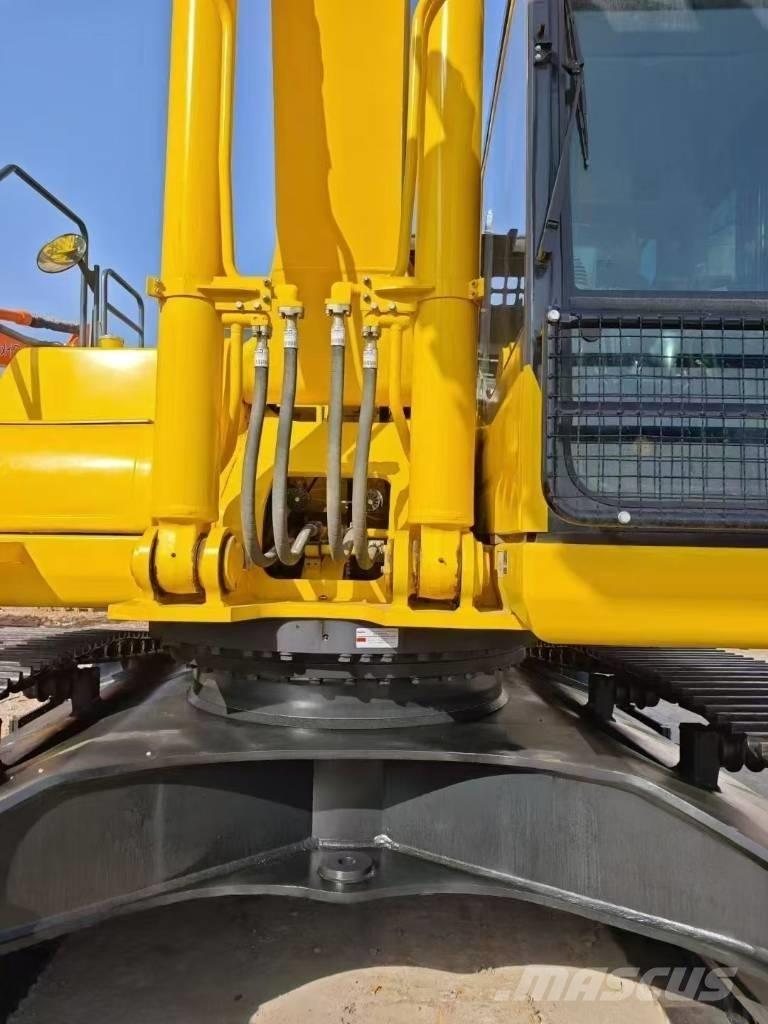 Komatsu 400-8 Pásová rýpadla