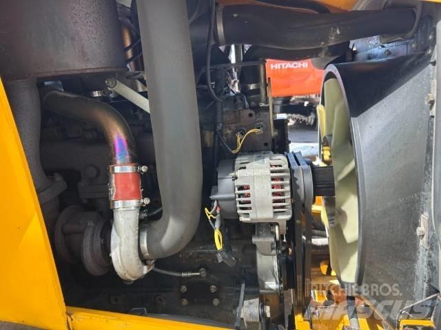 JCB 3 CX Rýpadlo-nakladače