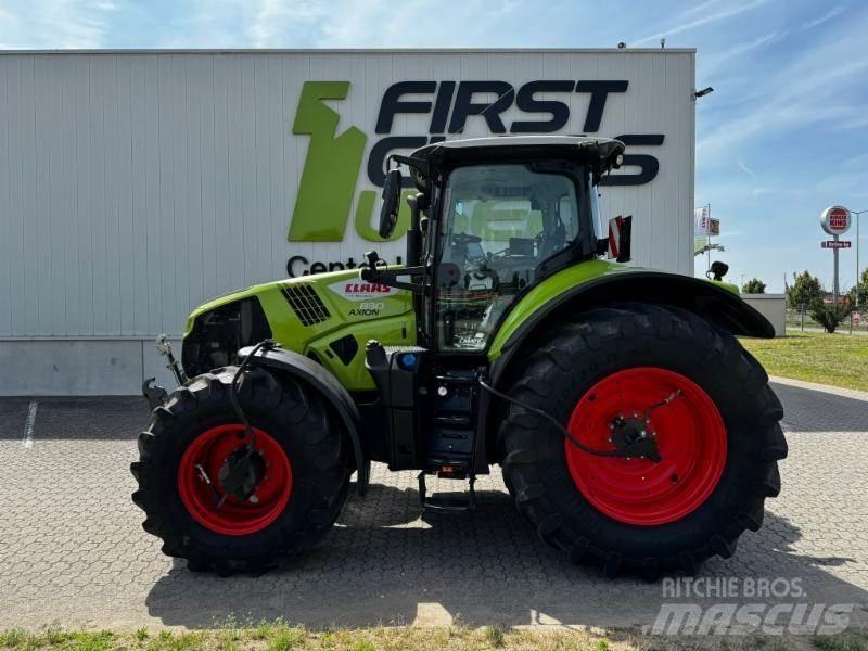 CLAAS AXION 830 Traktory