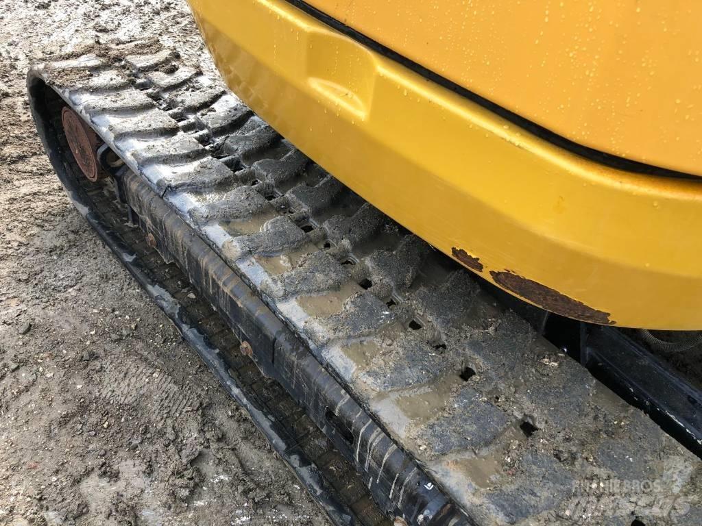 CAT 302.7 D Mini rýpadla < 7t