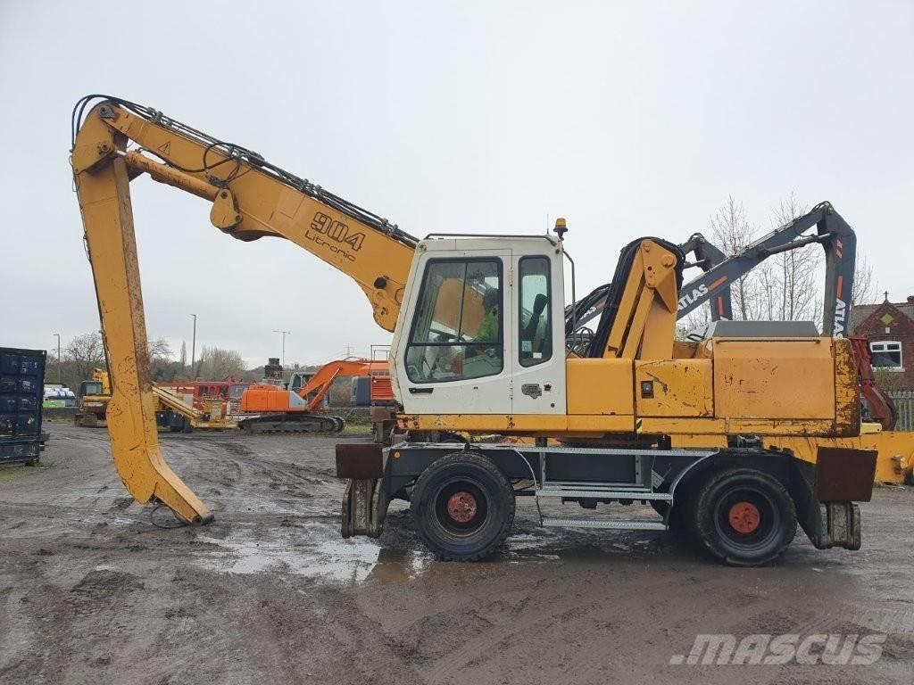 Liebherr A 904 Stroje pro manipulaci s odpadem