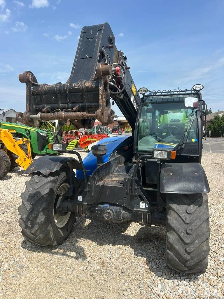 New Holland LM 5040 Teleskopické manipulátory