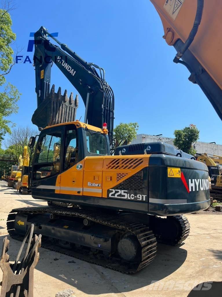 Hyundai 225LC-9t Pásová rýpadla