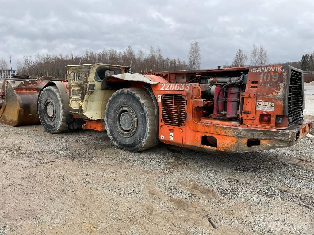 Sandvik LH 514 Podzemní nakladače