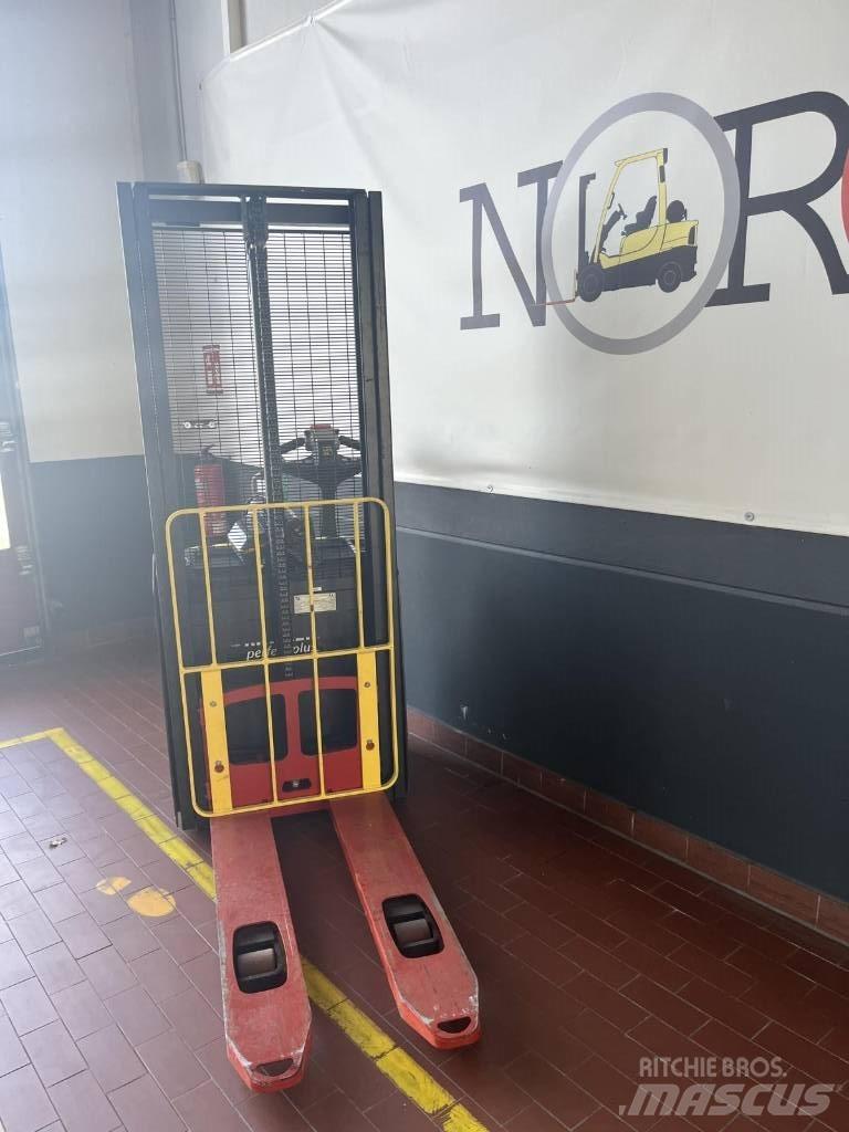 Hyster S1.0E Nízkozdvižný vozík