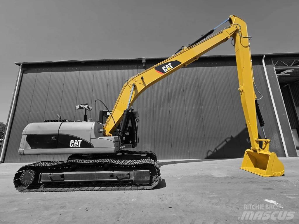 CAT 320E 18m Set Hloubkové lopaty