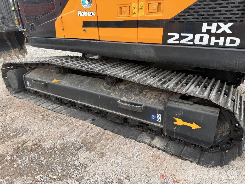 Hyundai HX 220 Pásová rýpadla