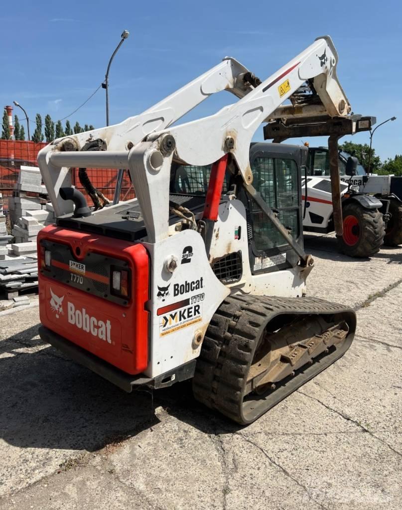 Bobcat T 770 Smykem řízené nakladače