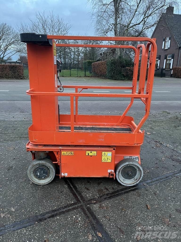 JLG 1230ES Další zvedače a plošiny